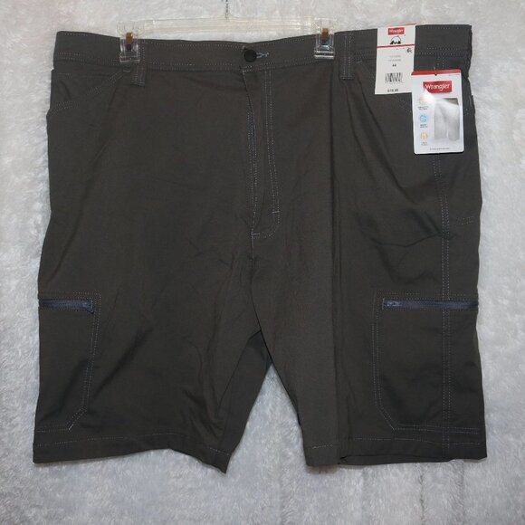 Wrangler relaxed performance zip cargo size 44 mens shorts NWT dark gray - Picture 1 of 4